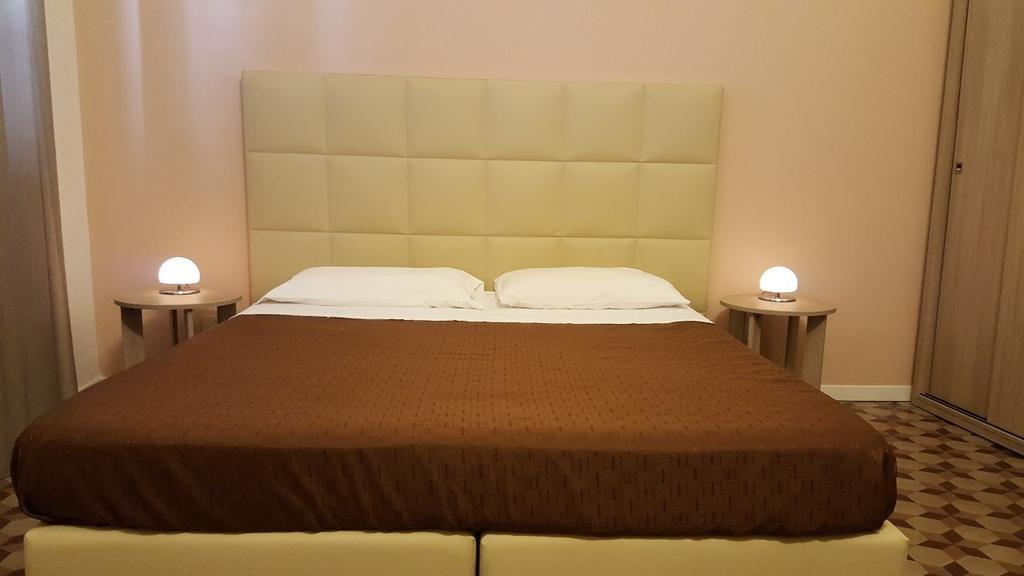B&B Felice Палермо Екстериор снимка